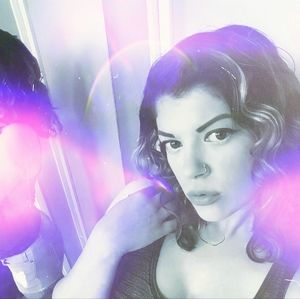 Meet your Posher, Posh